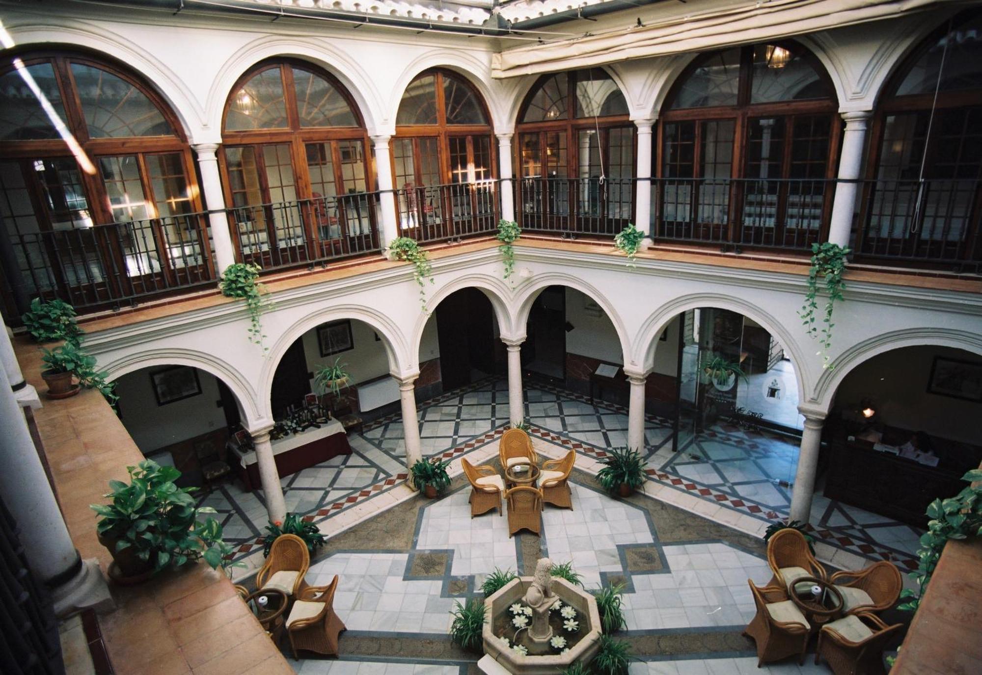 Palacio Marques De La Gomera Osuna Buitenkant foto