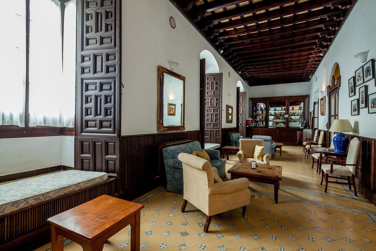 Palacio Marques De La Gomera Osuna Buitenkant foto